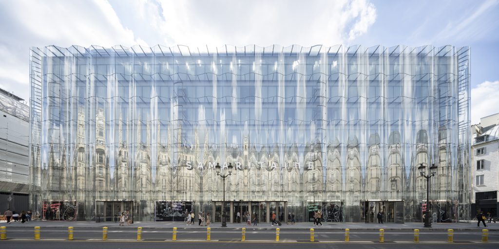 La Samaritaine risplende con le nuove facciate in vetro