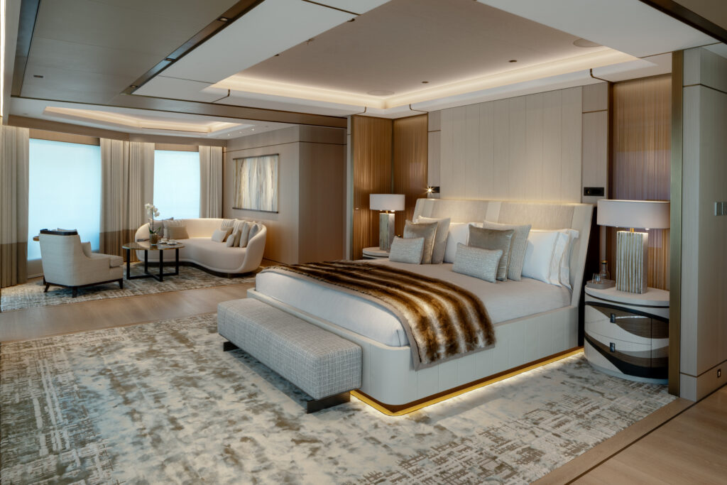 Owners Bedroom auf der 112m langen Yacht Renaissance – Credits: David C. Churchill, Bannenberg & Rowell Designs